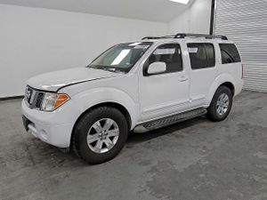 Nissan Pathfinder LE 4.0L 6 2006