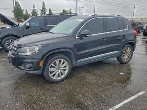 Volkswagen Tiguan S 2.0L 4 2012