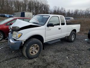 Toyota Tacoma XTRACAB PRERUNNER 3.4L 6 2000