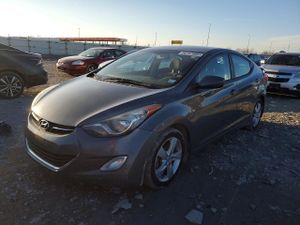 Hyundai Elantra GLS 1.8L 4 2013