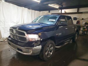 RAM 1500 SLT 5.7L 8 2014