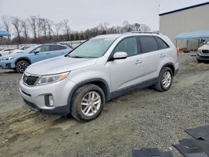 Kia Sorento LX 2.4L 4 2015