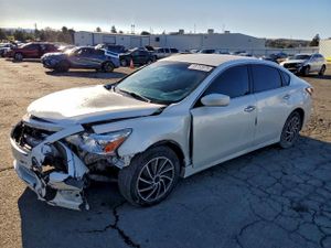 Nissan Altima 2.5 2.5L 4 2015