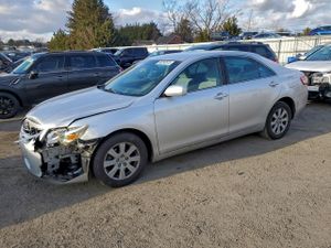 Toyota Camry BASE 2.5L 4 2010