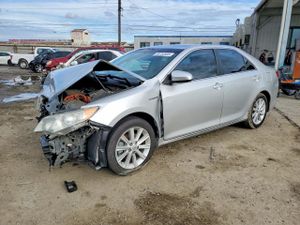 Toyota Camry HYBRID 2.5L 4 2013