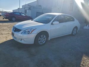 Nissan Altima BASE 2.5L 4 2012