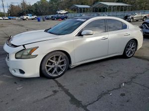 Nissan Maxima S 3.5L 6 2012