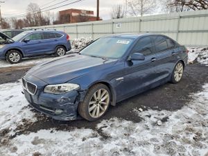 BMW 5 Series XI 3.0L 6 2011