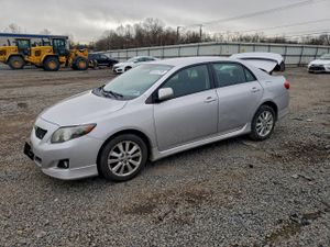 Toyota Corolla BASE 1.8L 4 2010