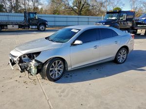 Chevrolet Malibu 2LT 2.5L 4 2015