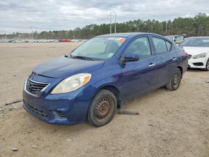 Nissan Versa S 1.6L 4 2014