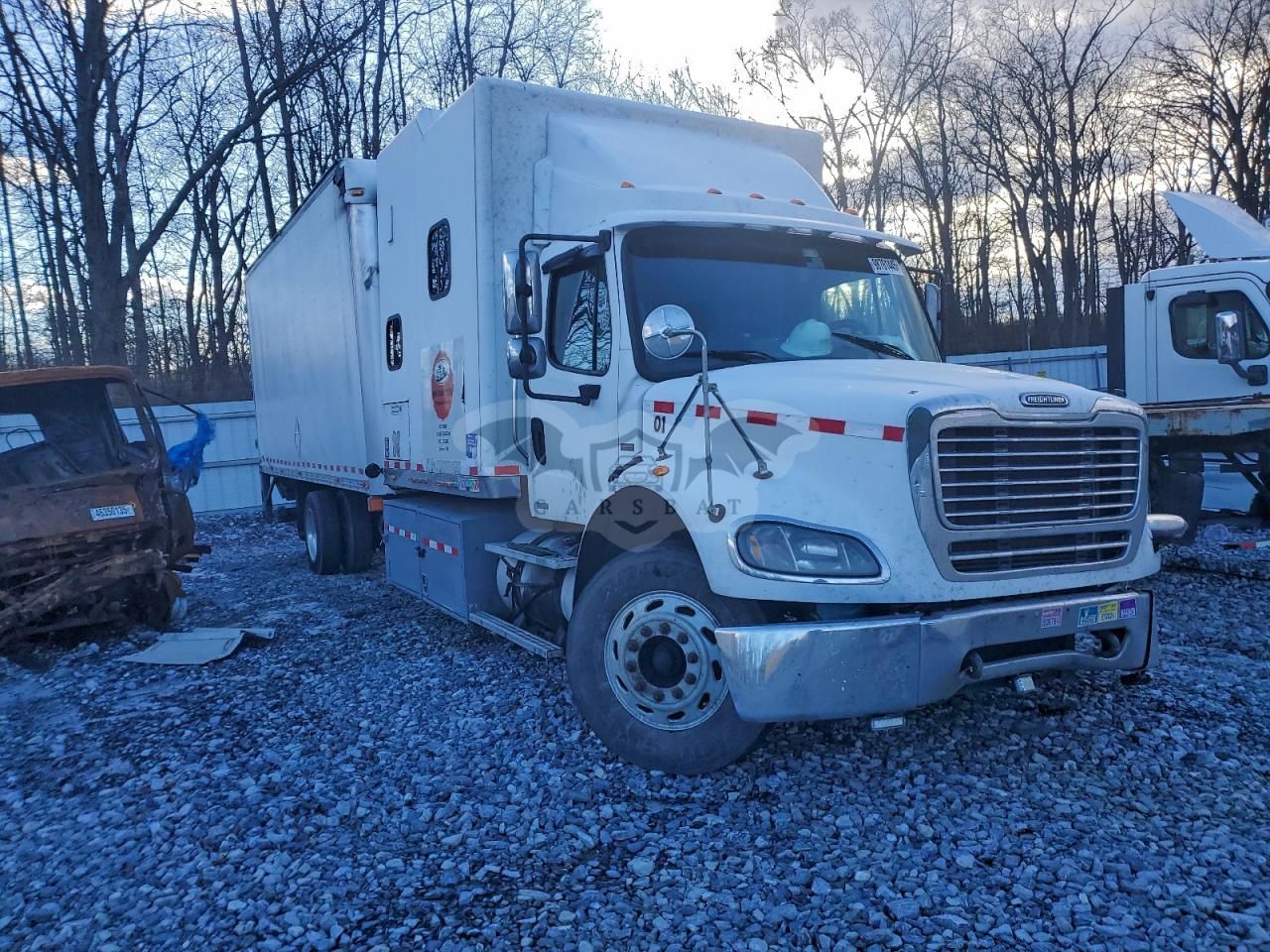 Freightliner Business Class M2 112 MEDIUM DUTY 12.8L 6 2007