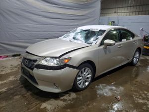 Lexus ES 300H 2.5L 4 2015