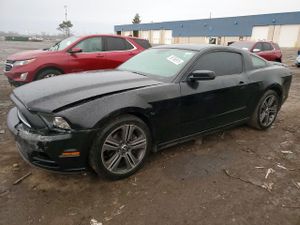 Ford Mustang 3.7L 6 2013