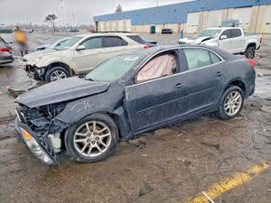 Chevrolet Malibu 1LT 2.5L 4 2015