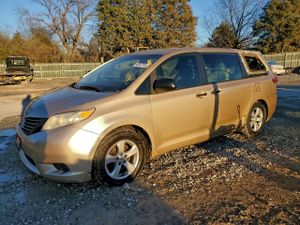 Toyota Sienna 3.5L 6 2011