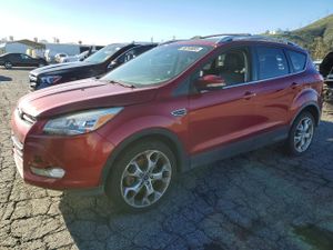 Ford Escape TITANIUM 2.0L 4 2013
