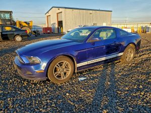 Ford Mustang 3.7L 6 2013