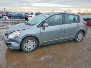 Nissan Versa S 1.8L 4 2011