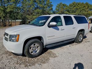 Chevrolet Suburban C1500 LT 5.3L 8 2012