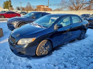 Toyota Corolla BASE 1.8L 4 2010