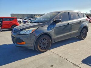 Ford Escape S 2.5L 4 2015