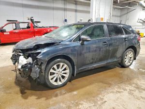 Toyota Venza LE 2.7L 4 2013