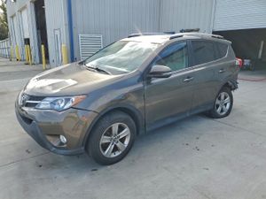 Toyota Rav4 XLE 2.5L 4 2015
