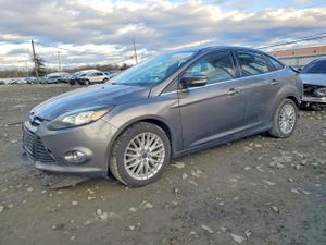 Ford Focus SEL 2.0L 4 2012