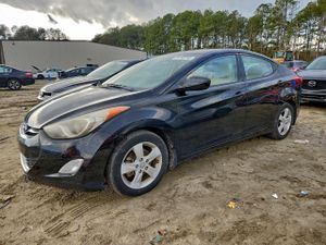 Hyundai Elantra GLS 1.8L 4 2013