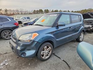 Kia Soul + 2.0L 4 2011