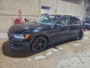 Volkswagen Passat SE 2.5L 5 2013