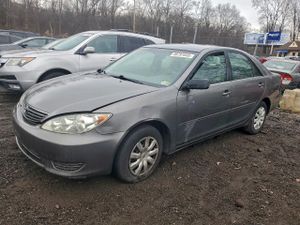 Toyota Camry LE 2.4L 4 2005