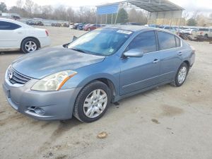 Nissan Altima BASE 2.5L 4 2011