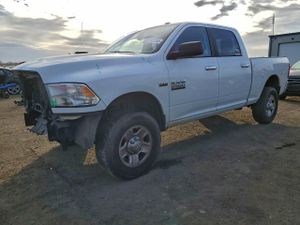 RAM 2500 SLT 5.7L 8 2015