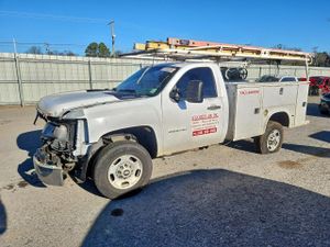 Chevrolet Silverado 1500 C2500 HEAVY DUTY 6.0L 8 2011