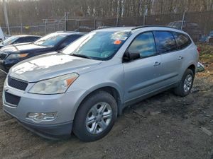 Chevrolet Traverse LS 3.6L 6 2010