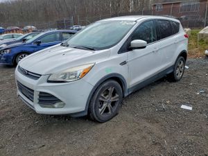 Ford Escape SE 2.0L 4 2015