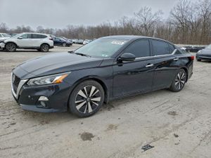Nissan Altima SL 2.5L 4 2020
