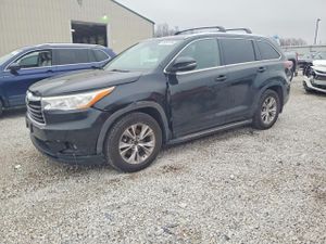 Toyota Highlander XLE 3.5L 6 2015