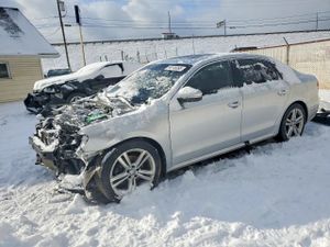 Volkswagen Passat SE 2 L 4 2015