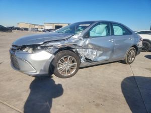 Toyota Camry LE 2.5L 4 2015