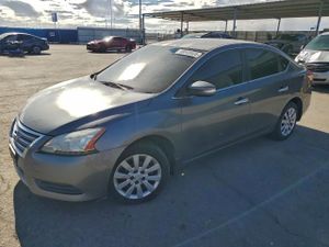 Nissan Sentra S 1.8L 4 2015
