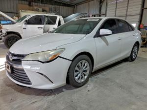 Toyota Camry LE 2.5L 4 2015