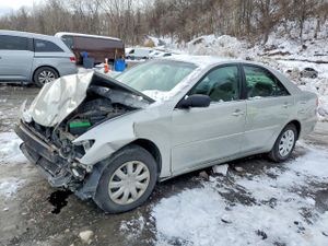 Toyota Camry LE 2.4L 4 2006