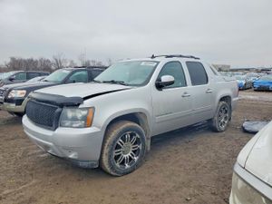 Chevrolet Avalanche LTZ 5.3L 8 2011
