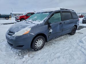 Toyota Sienna CE 3.5L 6 2007