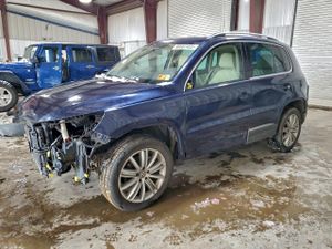 Volkswagen Tiguan S 2.0L 4 2013