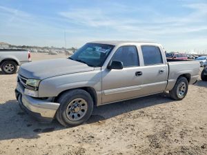 Chevrolet Silverado 1500 C1500 4.8L 8 2006