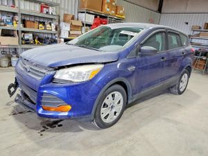 Ford Escape S 2.5L 4 2015
